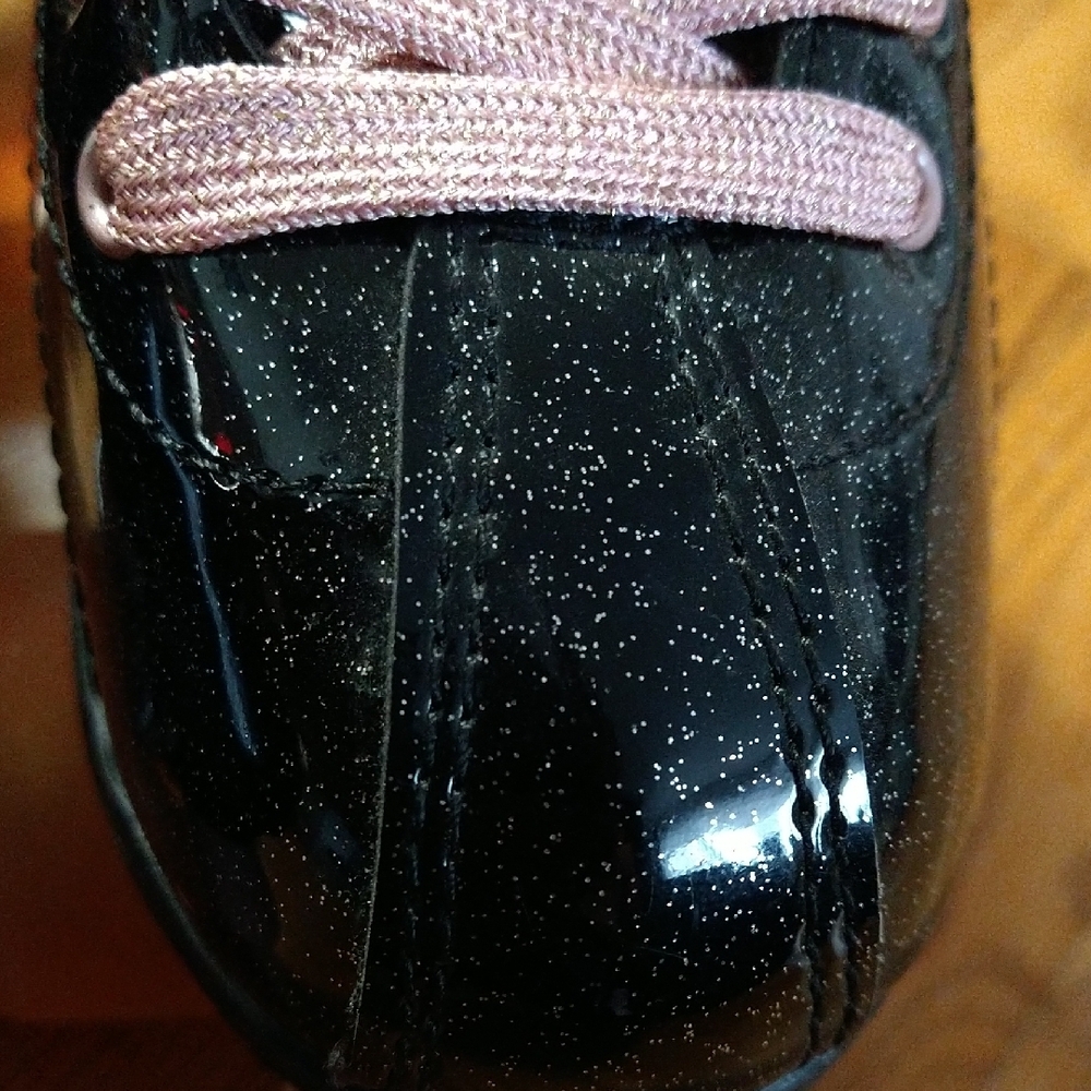 Roller Derby Candi Girl Black Glitter Roller Skates with Pink Laces - Picture 11 of 16